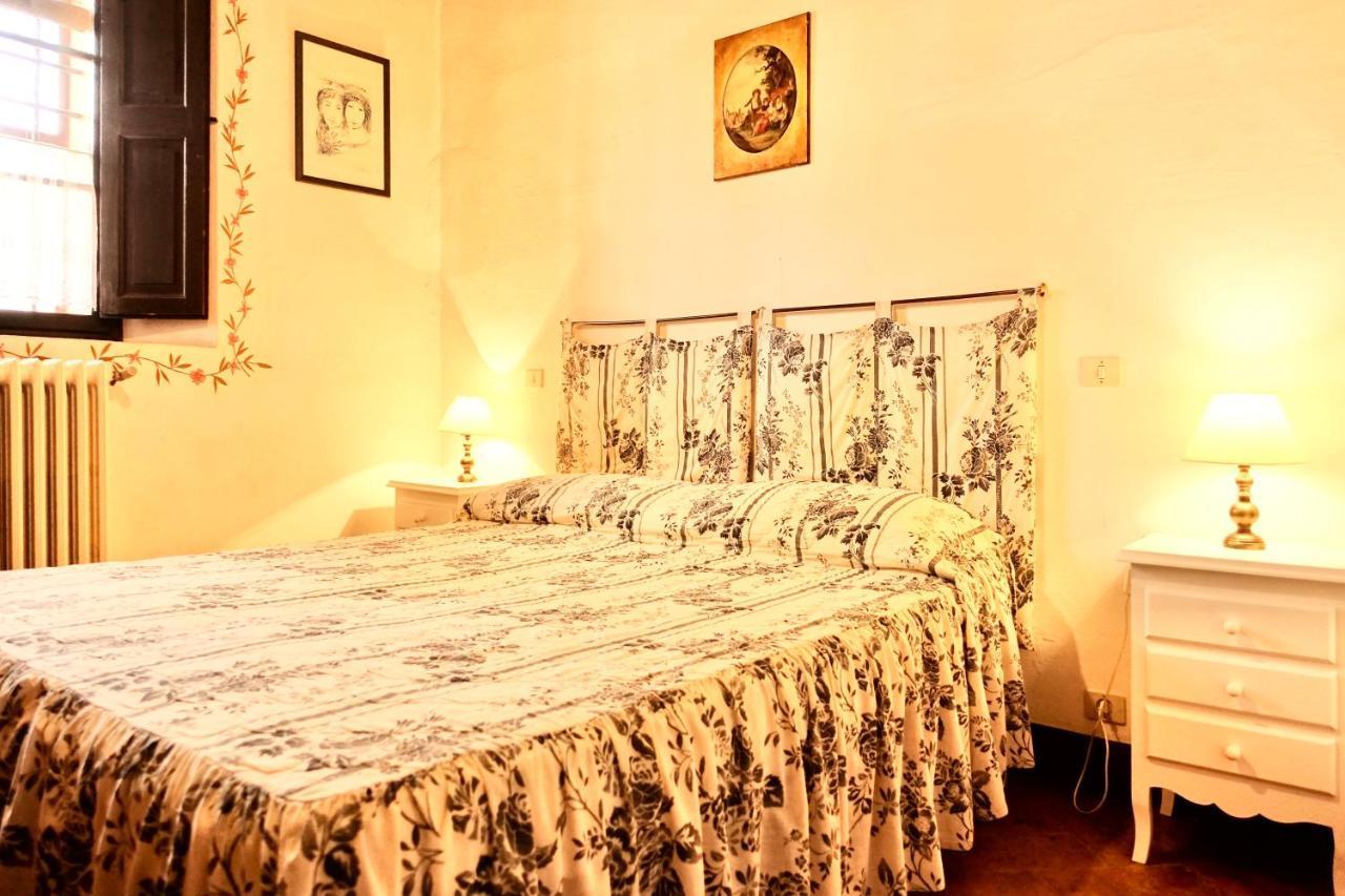 Villa Buonsignori - Wine & Olive Oil Farm Apartment Corsano (Tuscany)
