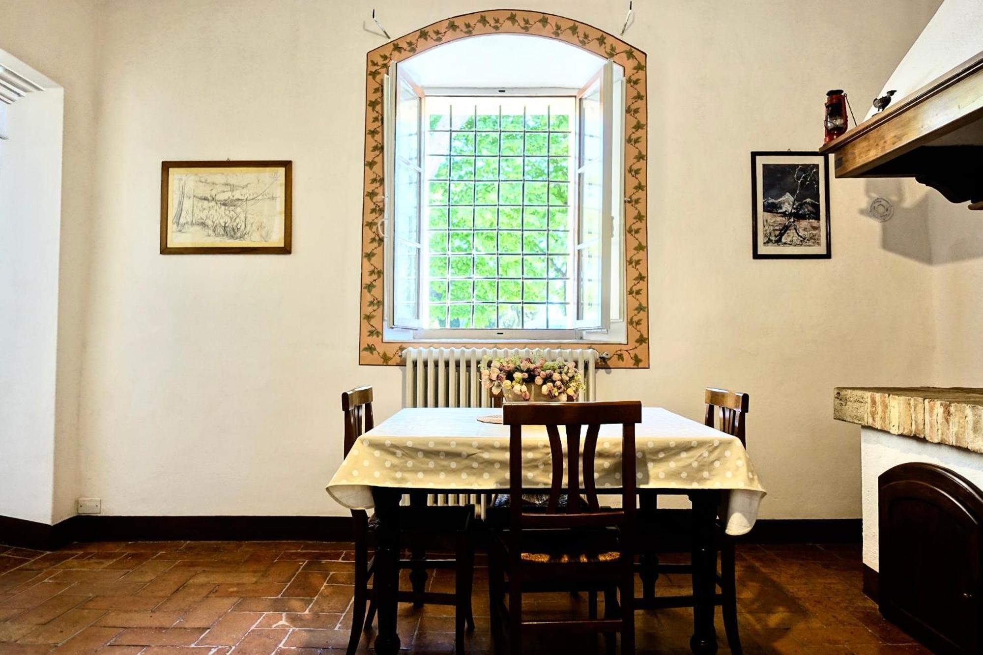 Apartment Villa Buonsignori - Wine & Olive Oil Farm Corsano (Tuscany)