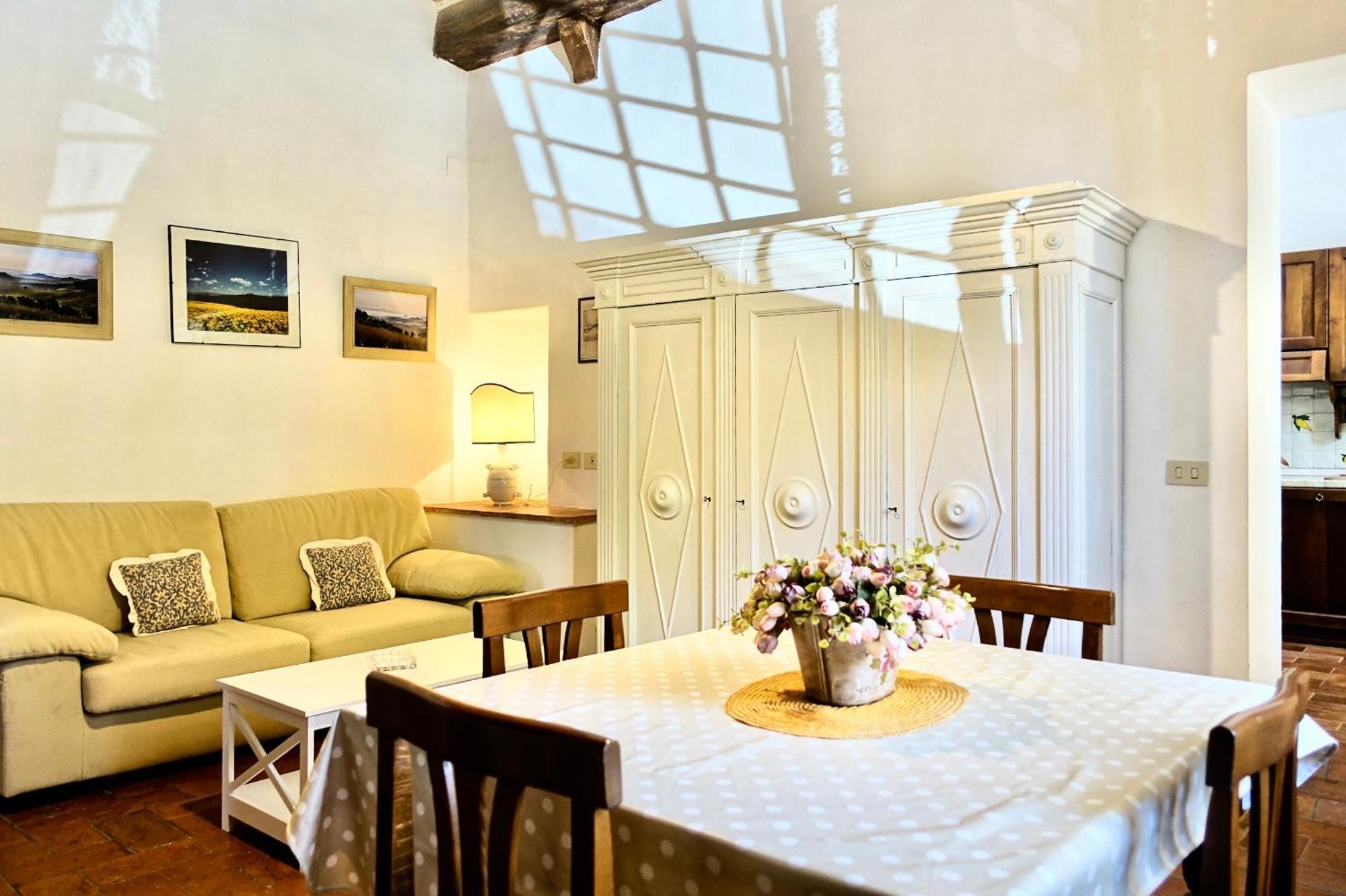 Villa Buonsignori - Wine & Olive Oil Farm Corsano (Tuscany)