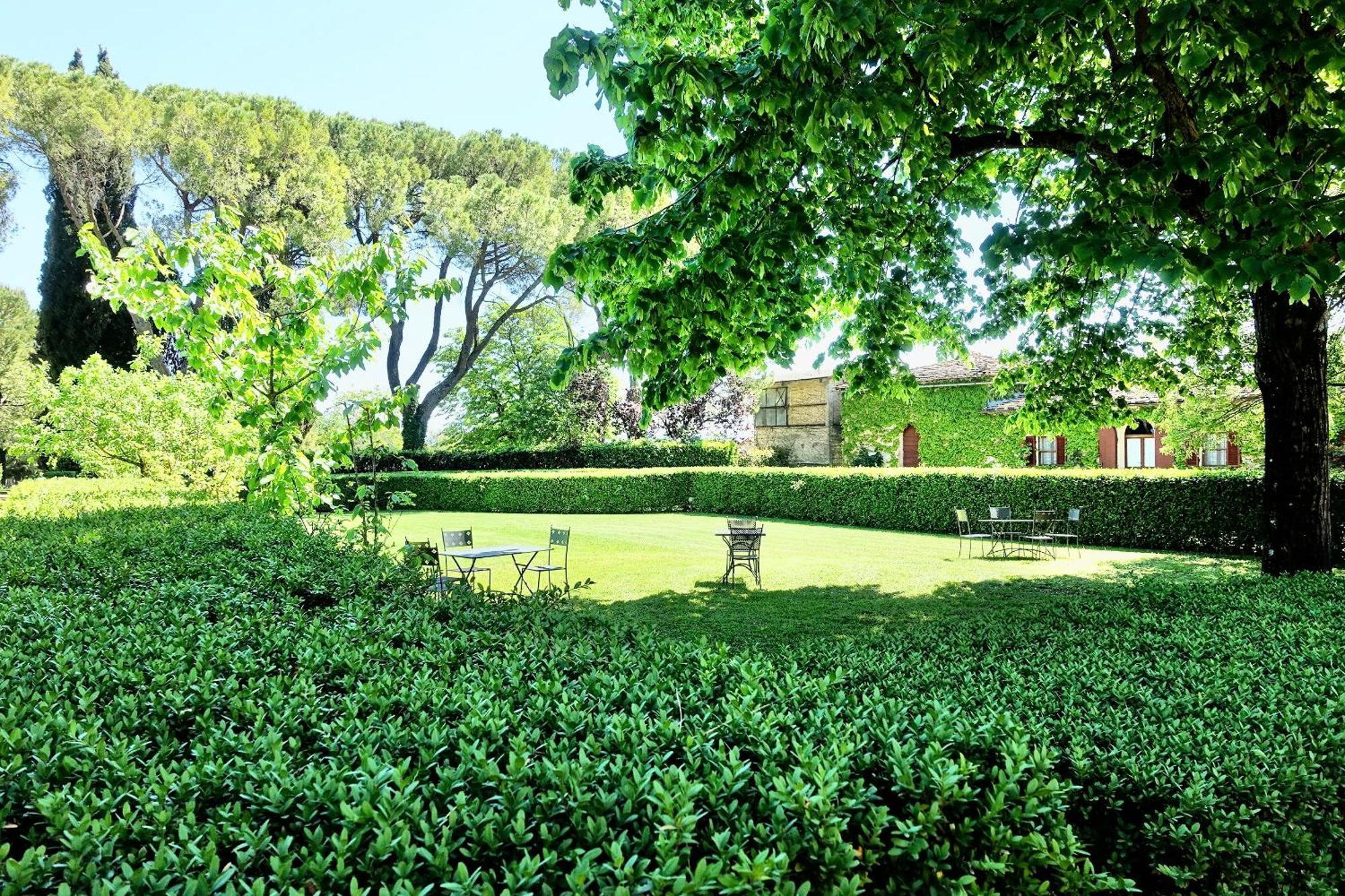 Apartment Villa Buonsignori - Wine & Olive Oil Farm Corsano (Tuscany)