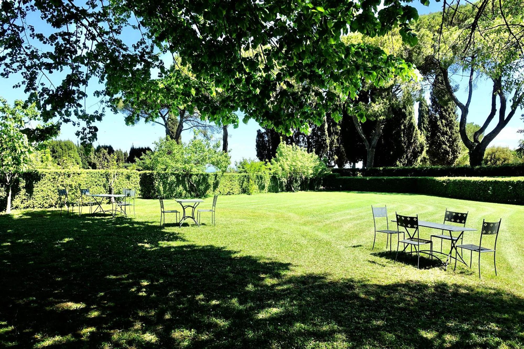 Villa Buonsignori - Wine & Olive Oil Farm *