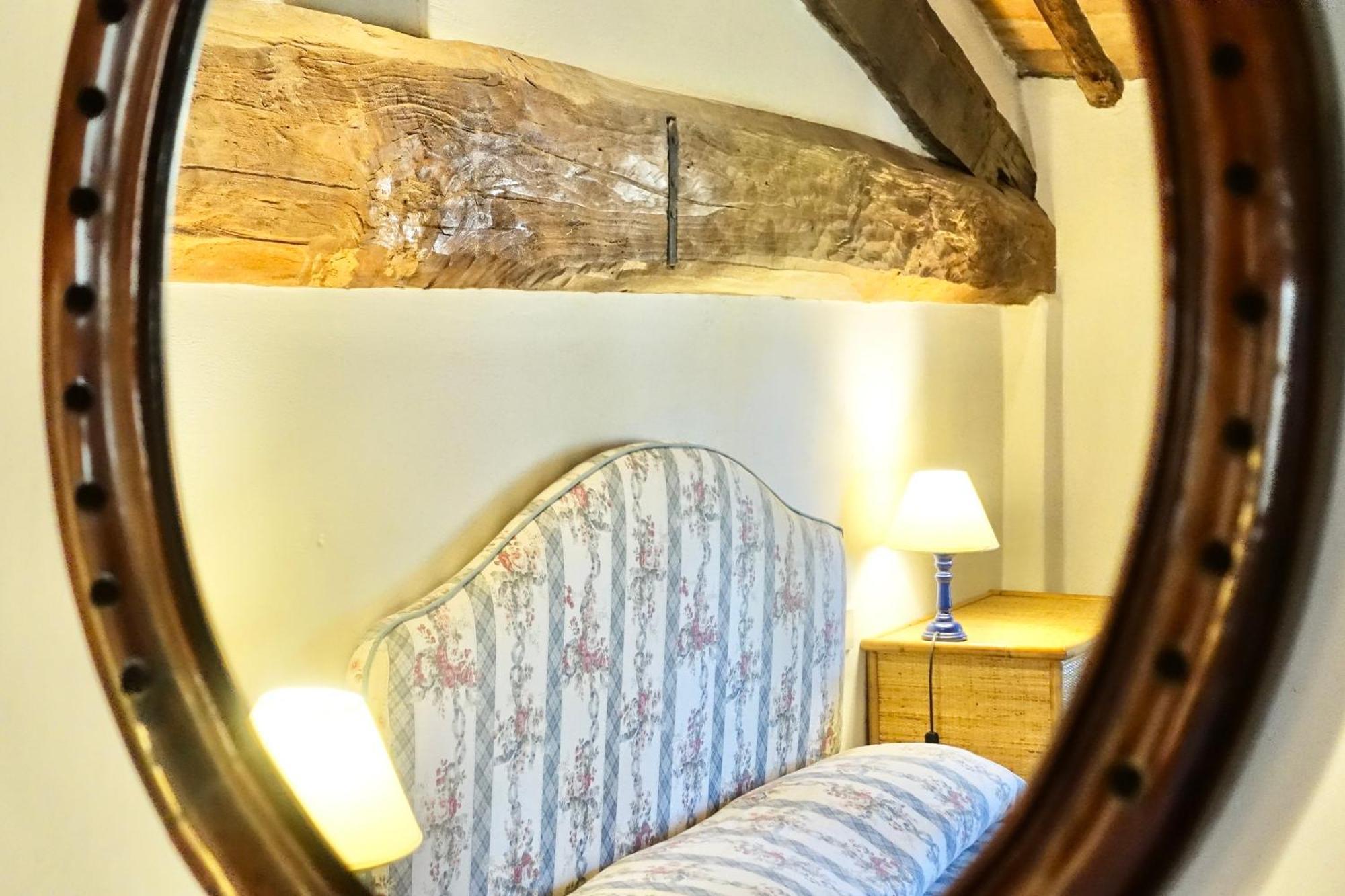 Villa Buonsignori - Wine & Olive Oil Farm Apartment Corsano (Tuscany)
